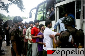 Rohingyas_bus2